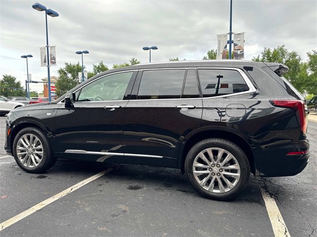 Certified 2023 Cadillac XT6 Premium Luxury w/ LPO, Floor Liner Package image 4
