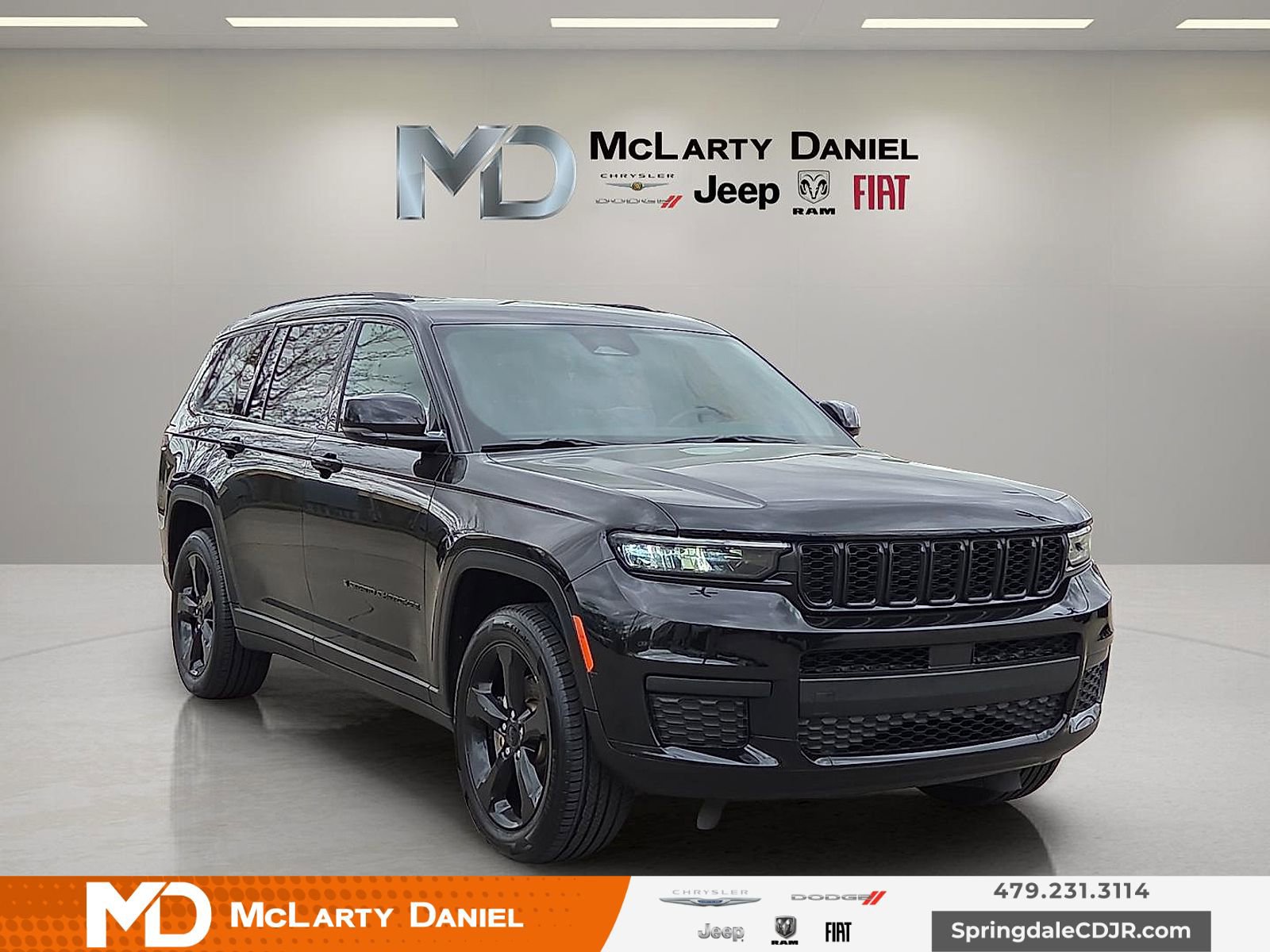 Used 2021 Jeep Grand Cherokee L Laredo image 1