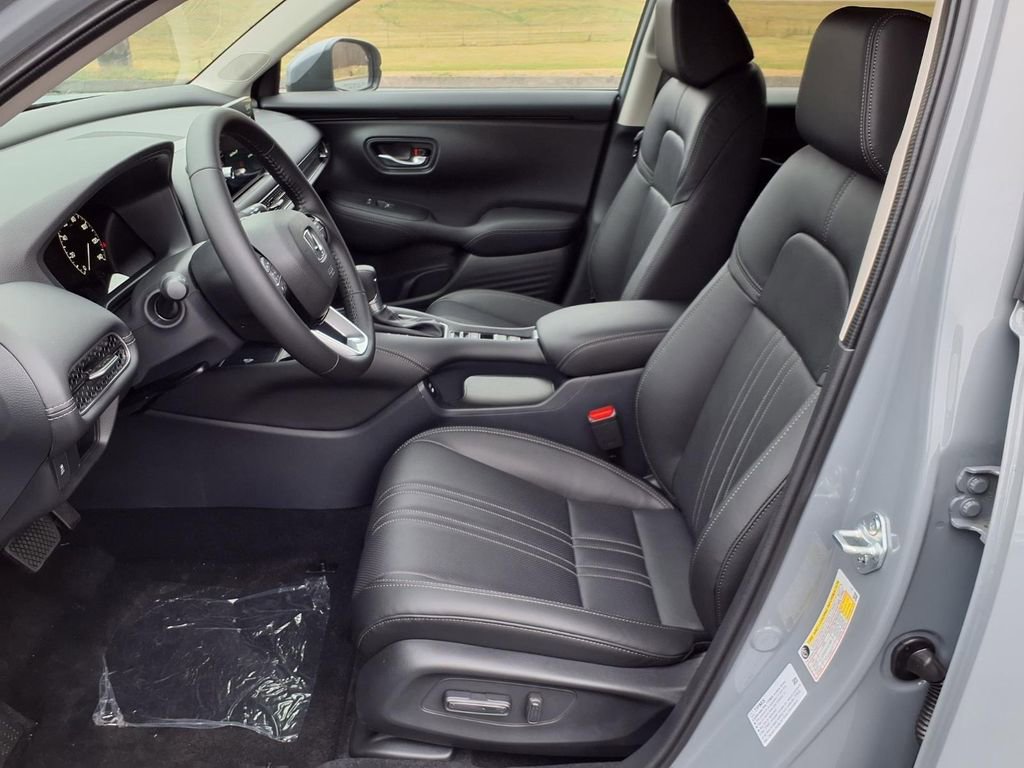 New 2026 Honda HR-V EX-L image 11