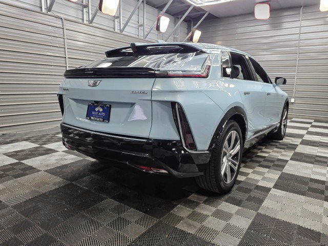 Used 2024 Cadillac Lyriq Tech w/ Driver Assist Package AWD/4WD image 5