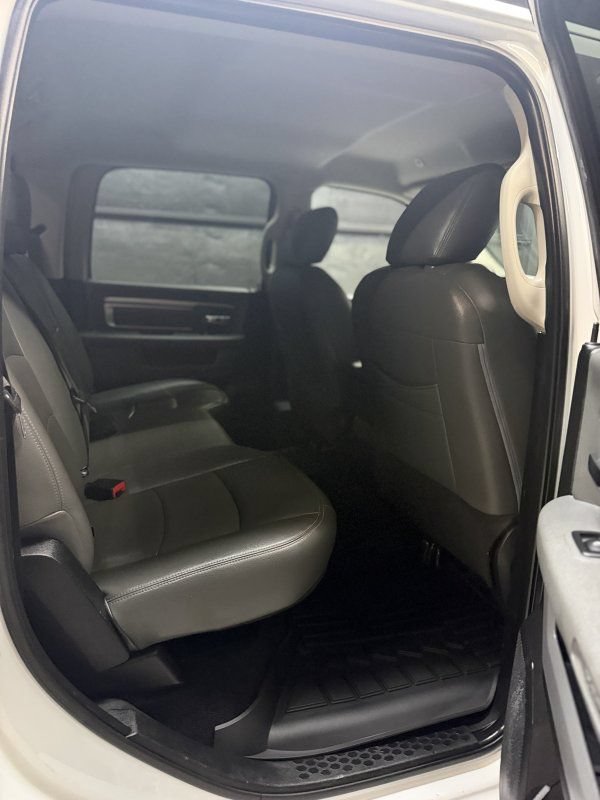 Used 2018 RAM 2500 SLT AWD/4WD image 14