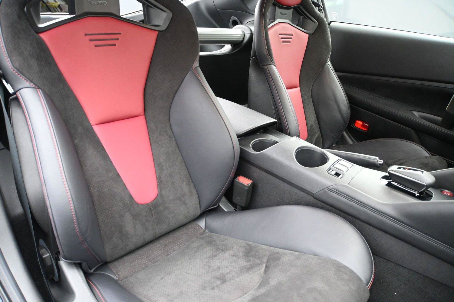 Certified 2024 Nissan Z NISMO w/ Floor Mat Package RWD image 21