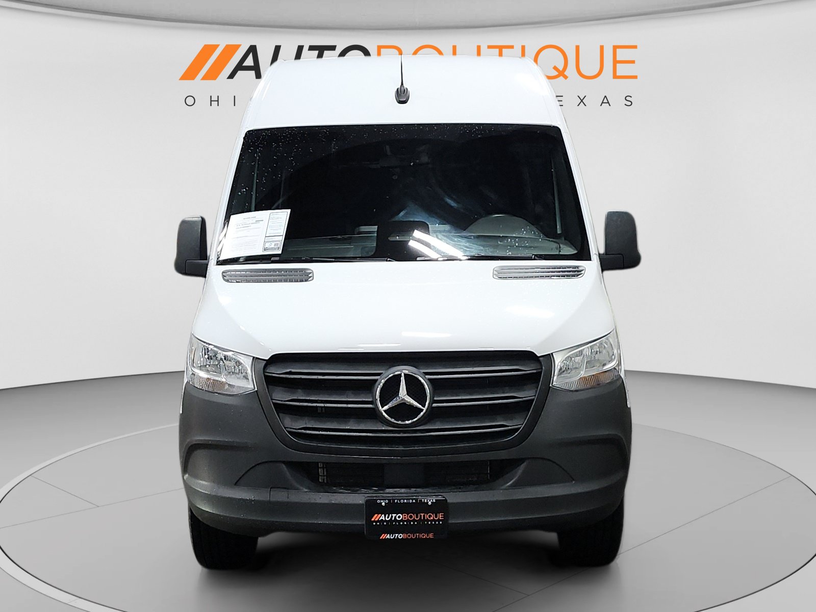 Used 2025 Mercedes-Benz Sprinter 2500 image 8