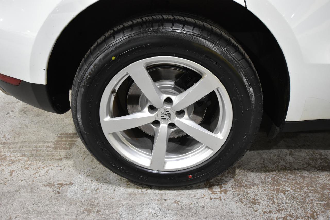 Used 2018 Porsche Macan AWD/4WD image 61