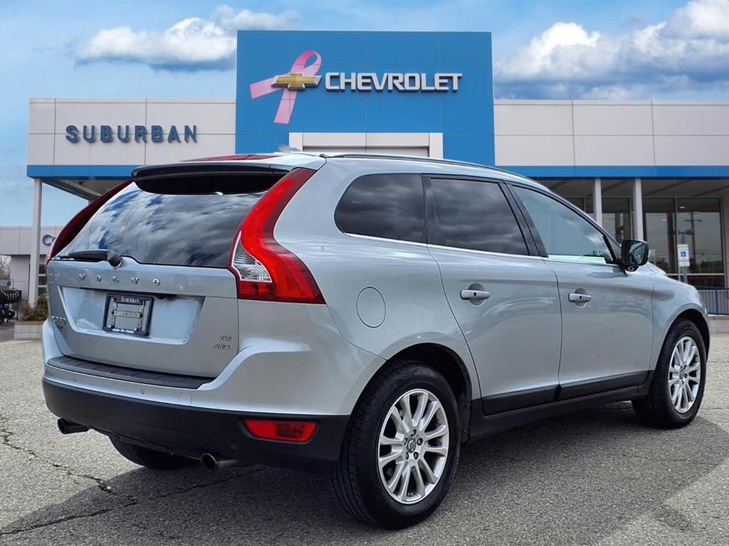 Used 2010 Volvo XC60 T6 image 5