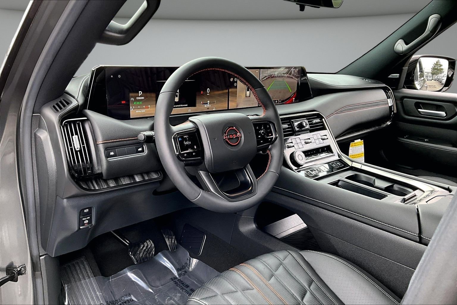 Used 2025 Nissan Armada PRO-4X w/ Pro-4X Premium Package image 16