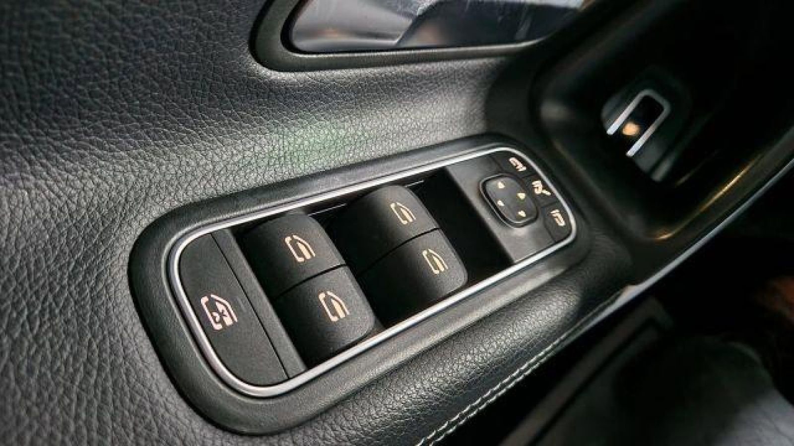 Used 2020 Mercedes-Benz A 220 4MATIC w/ Premium Package image 54