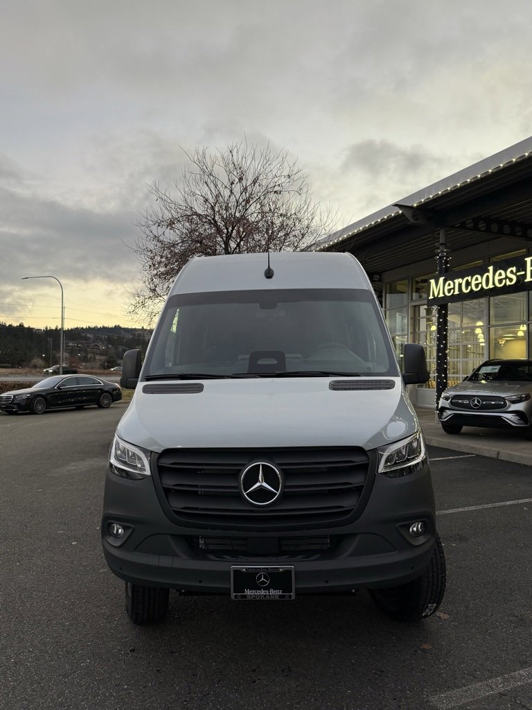 New 2025 Mercedes-Benz Sprinter 2500 image 2