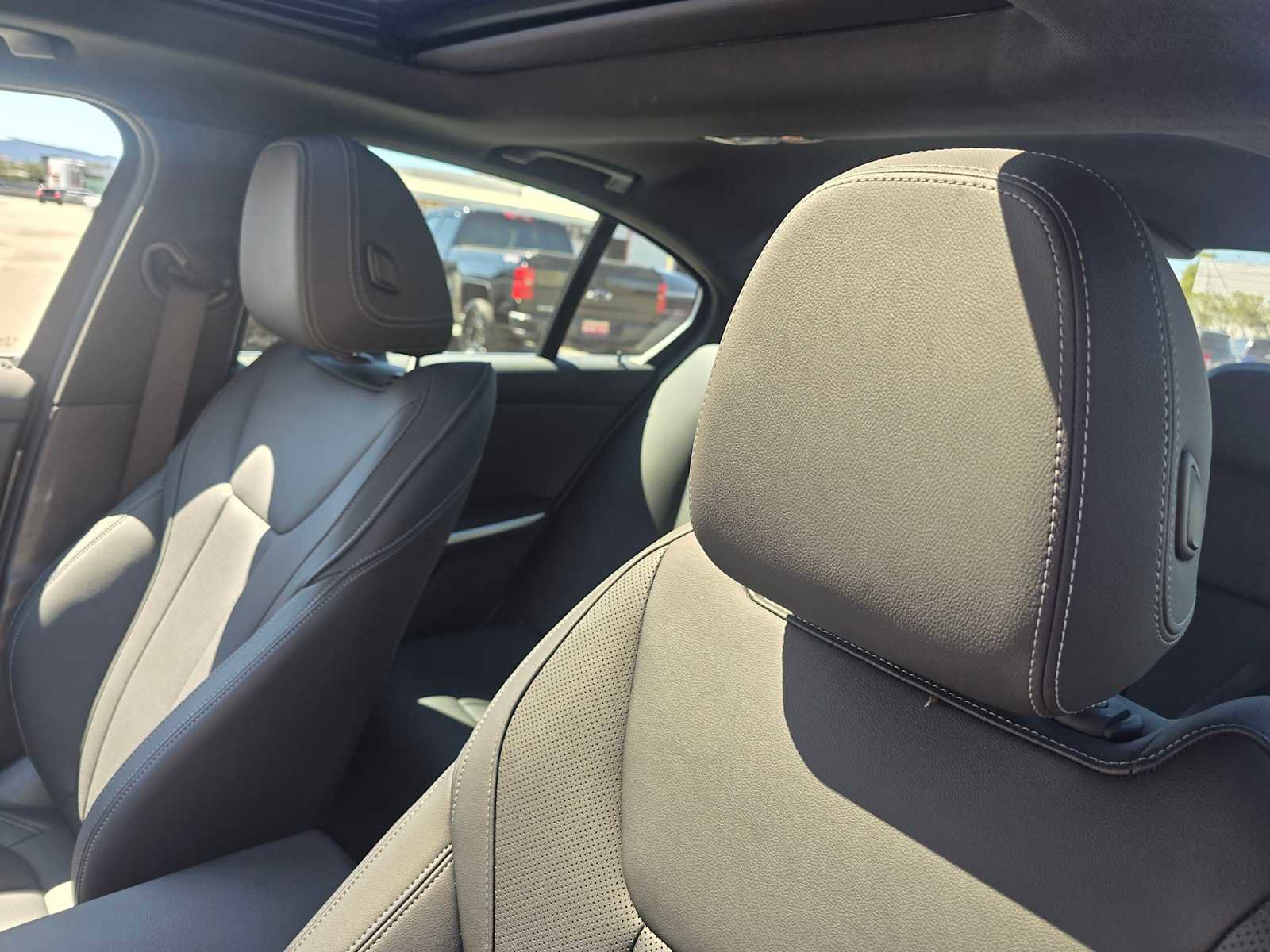 Used 2024 BMW 330i Sedan w/ Convenience Package image 23