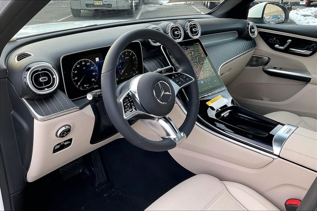 Used 2026 Mercedes-Benz GLC 300 4MATIC image 6