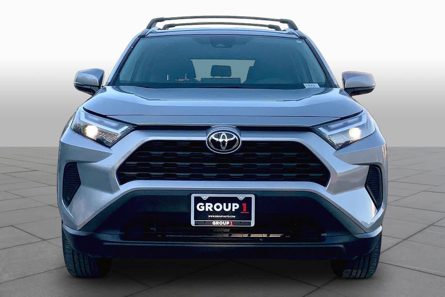 Used 2025 Toyota RAV4 XLE FWD image 4