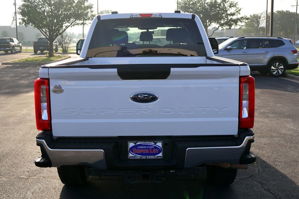 Used 2024 Ford F250 XLT w/ FX4 Off-Road Package AWD/4WD image 14