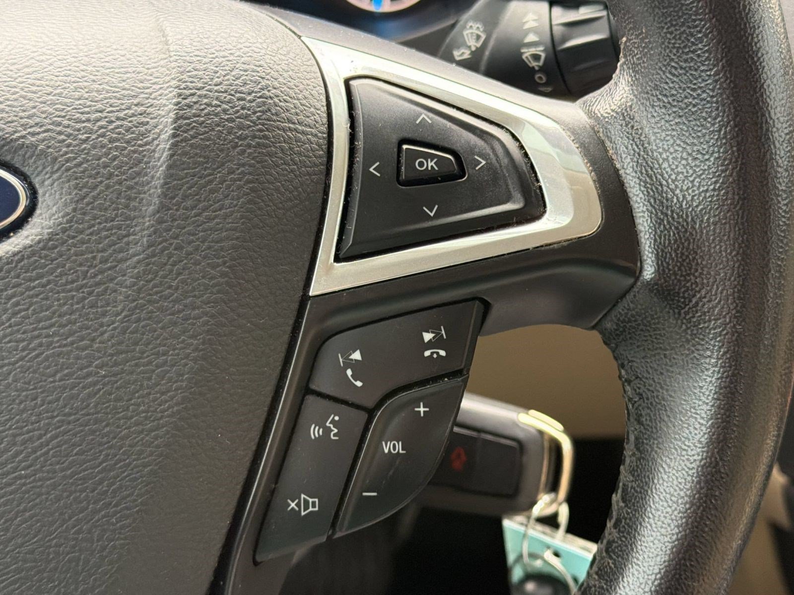 Used 2013 Ford Fusion SE FWD image 27