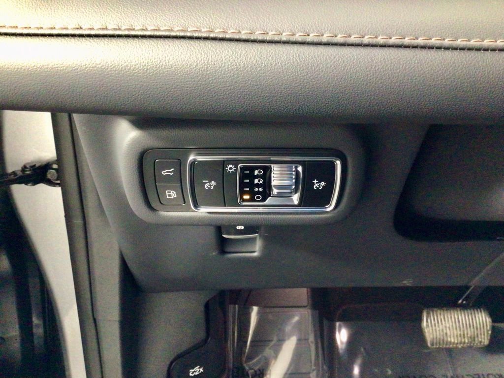 New 2026 Lincoln Nautilus Reserve w/ Jet Appearance Package image 21