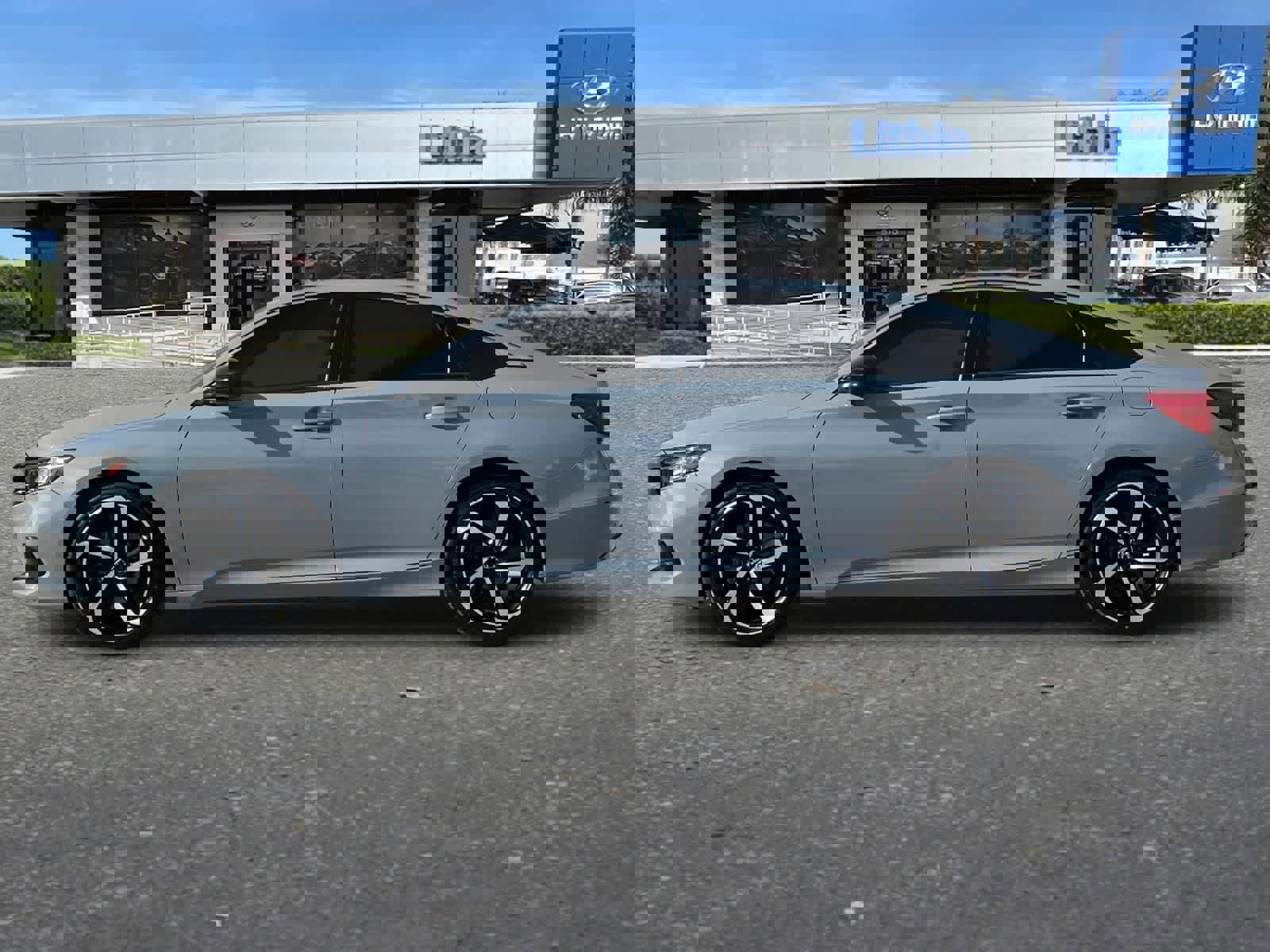 Used 2022 Honda Accord Sport Special Edition image 6