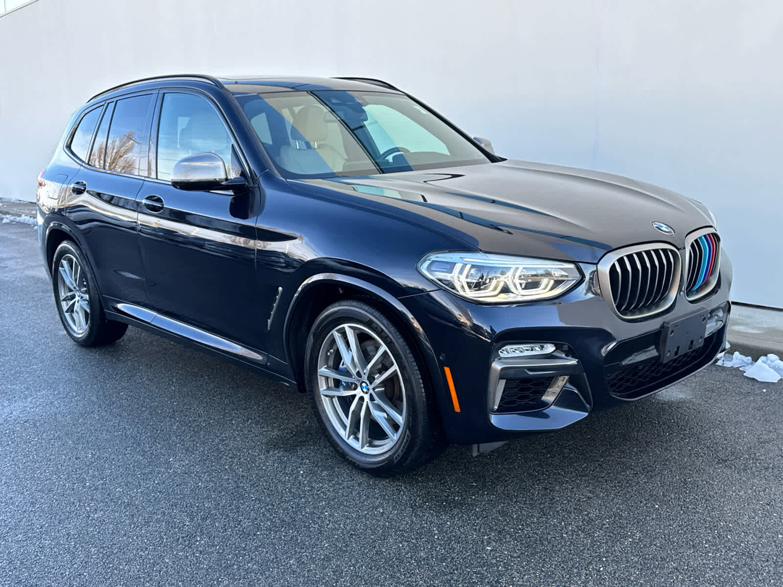 Used 2018 BMW X3 M40i image 2