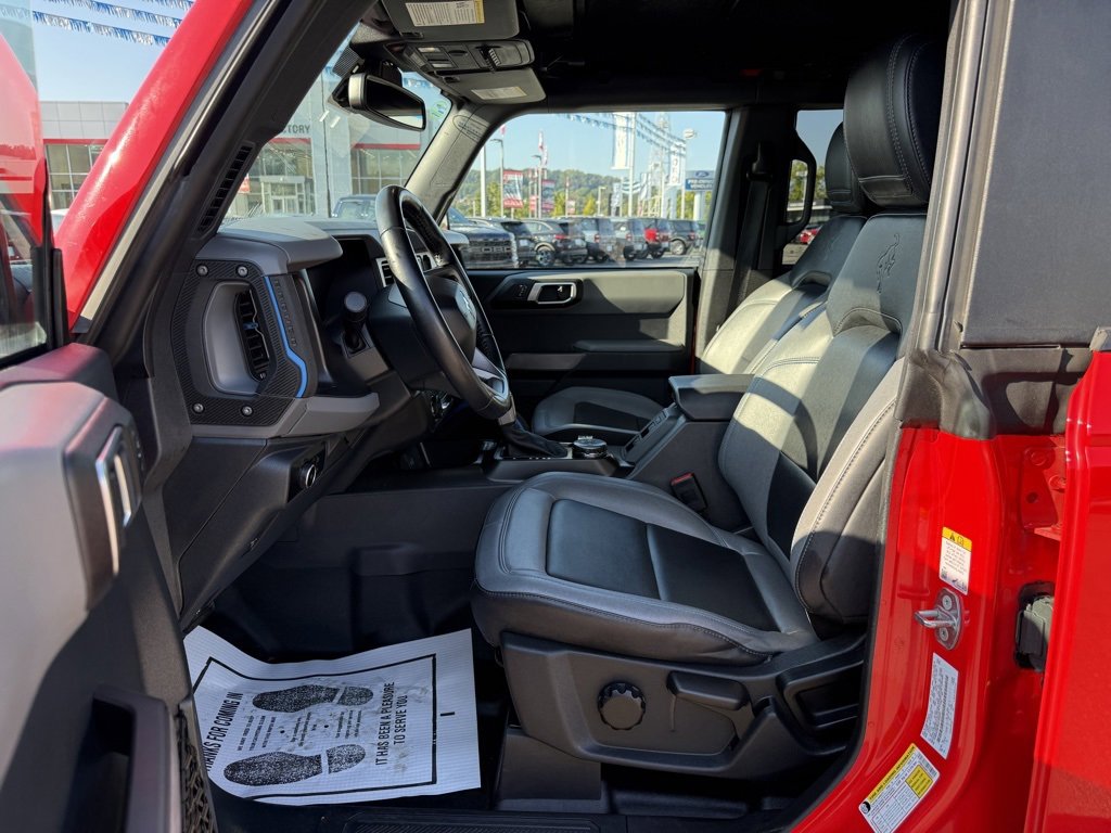 Used 2023 Ford Bronco Black Diamond image 14