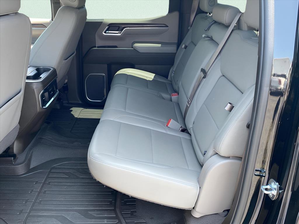 Used 2023 GMC Sierra 1500 SLT w/ SLT Premium Package image 19