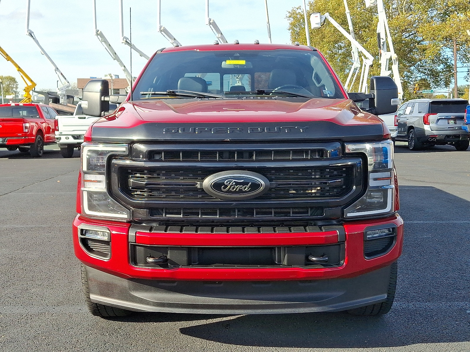 Used 2022 Ford F250 Lariat w/ Black Appearance Package image 3