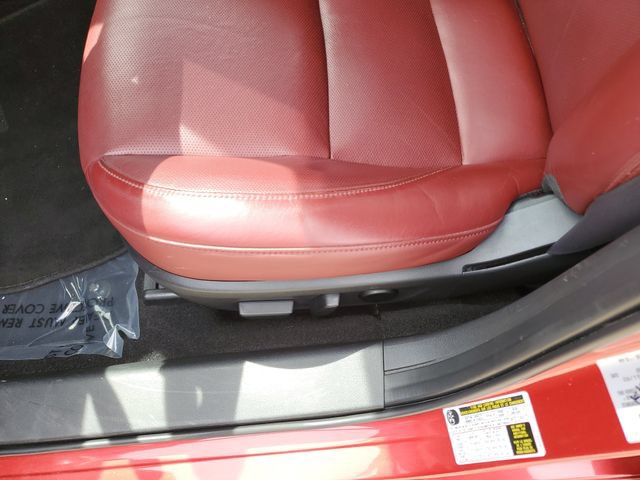 Used 2019 MAZDA MAZDA3 Hatchback w/ Premium Package FWD image 18