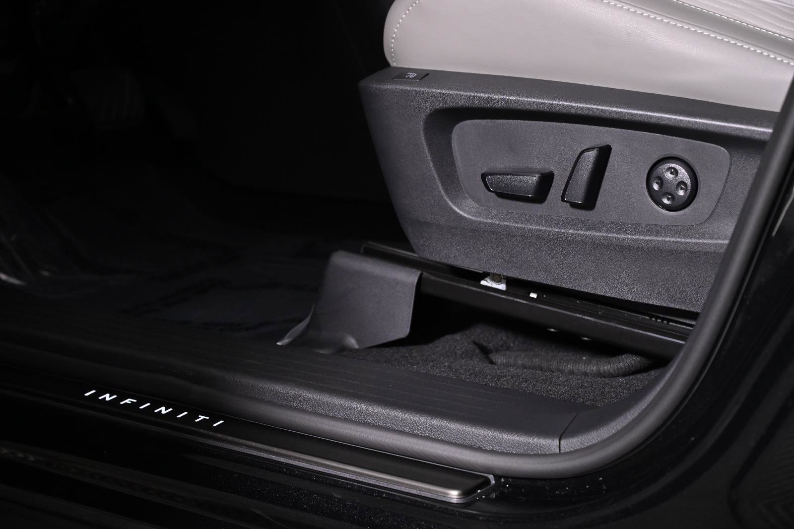 Used 2026 INFINITI QX60 Autograph w/ Dark Cargo Package AWD/4WD image 25