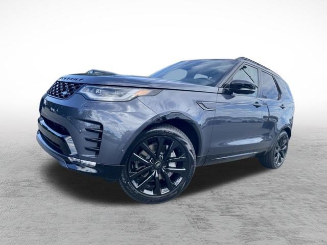 New 2026 Land Rover Discovery Dynamic SE