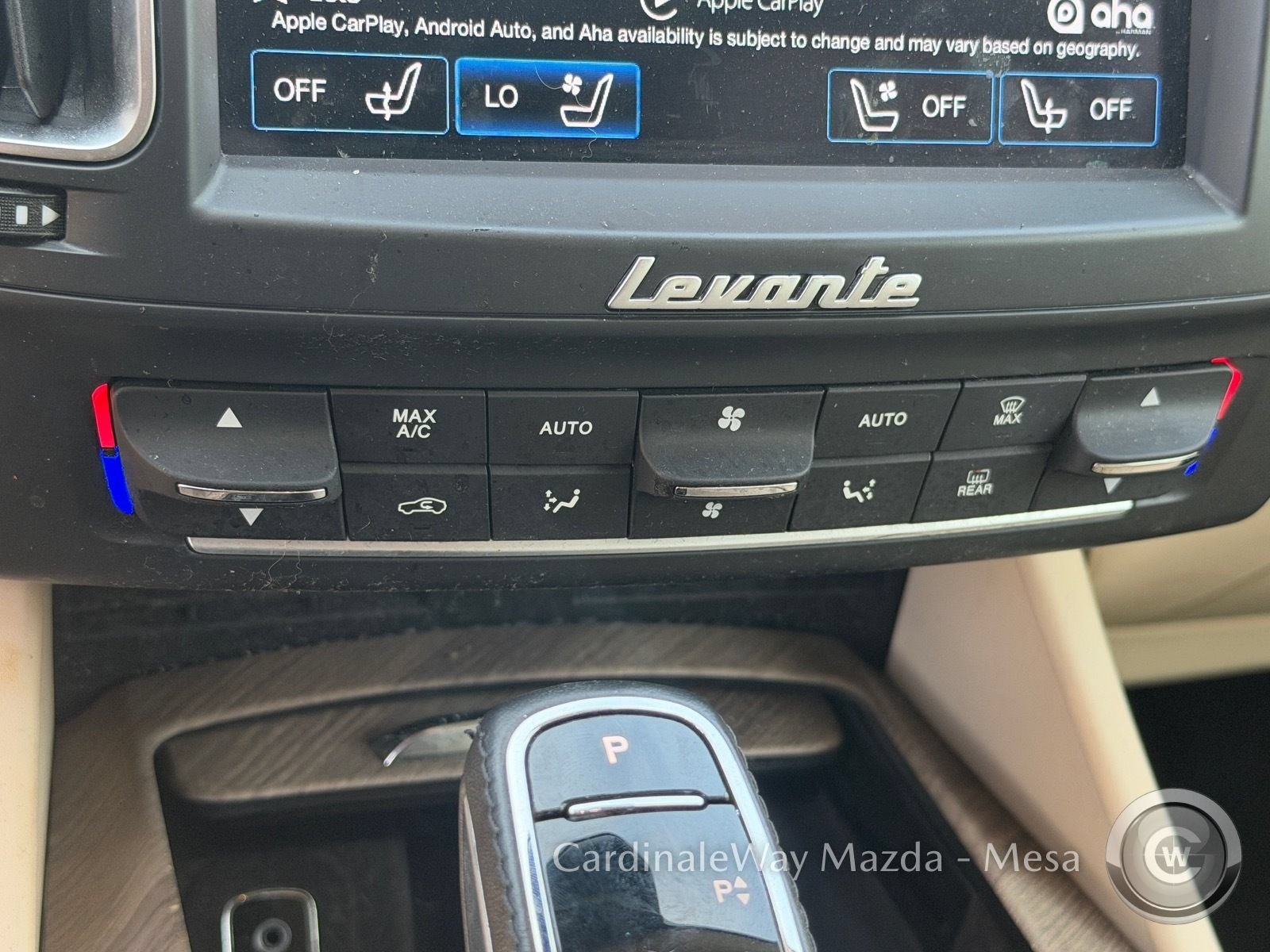Used 2019 Maserati Levante GranLusso AWD/4WD image 27