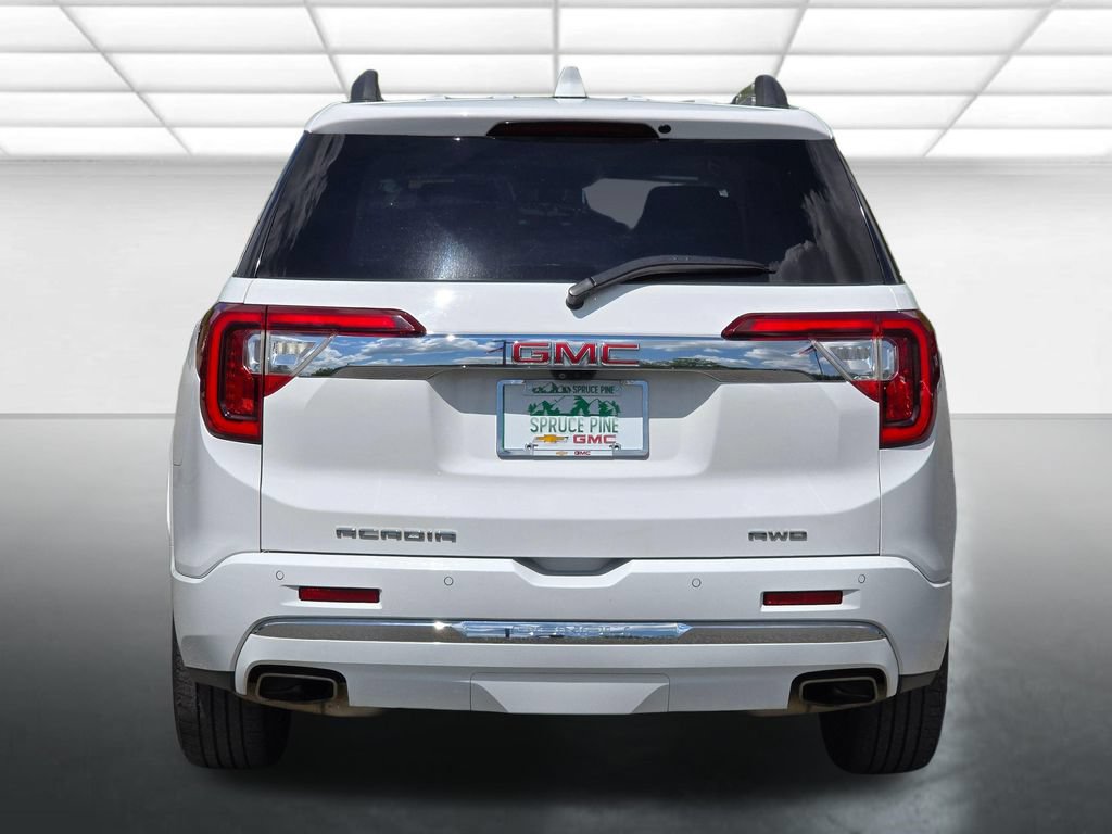Used 2023 GMC Acadia Denali w/ Denali Technology Package AWD/4WD image 17