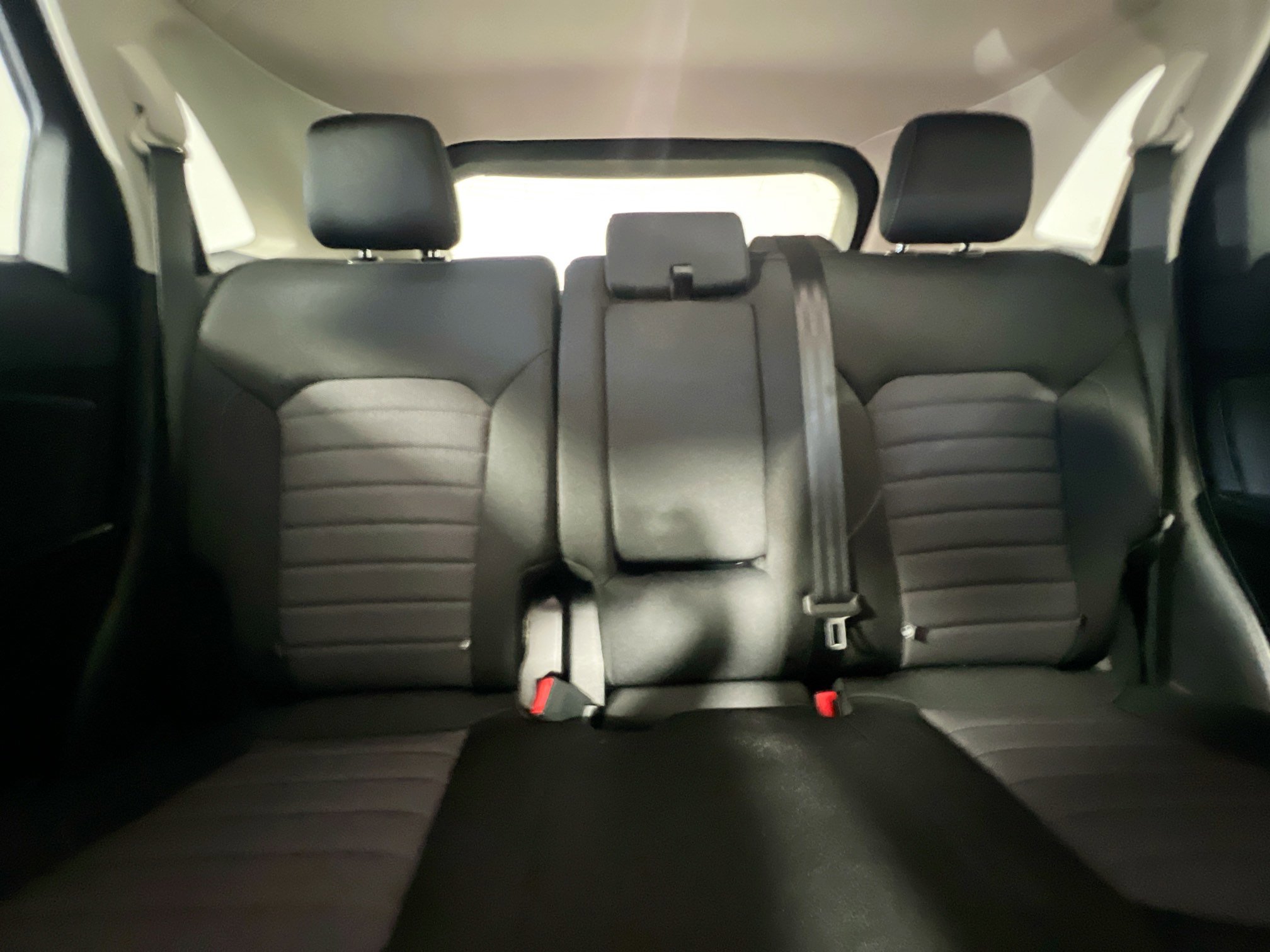 Used 2024 Ford Edge SE w/ Black Appearance Package image 33