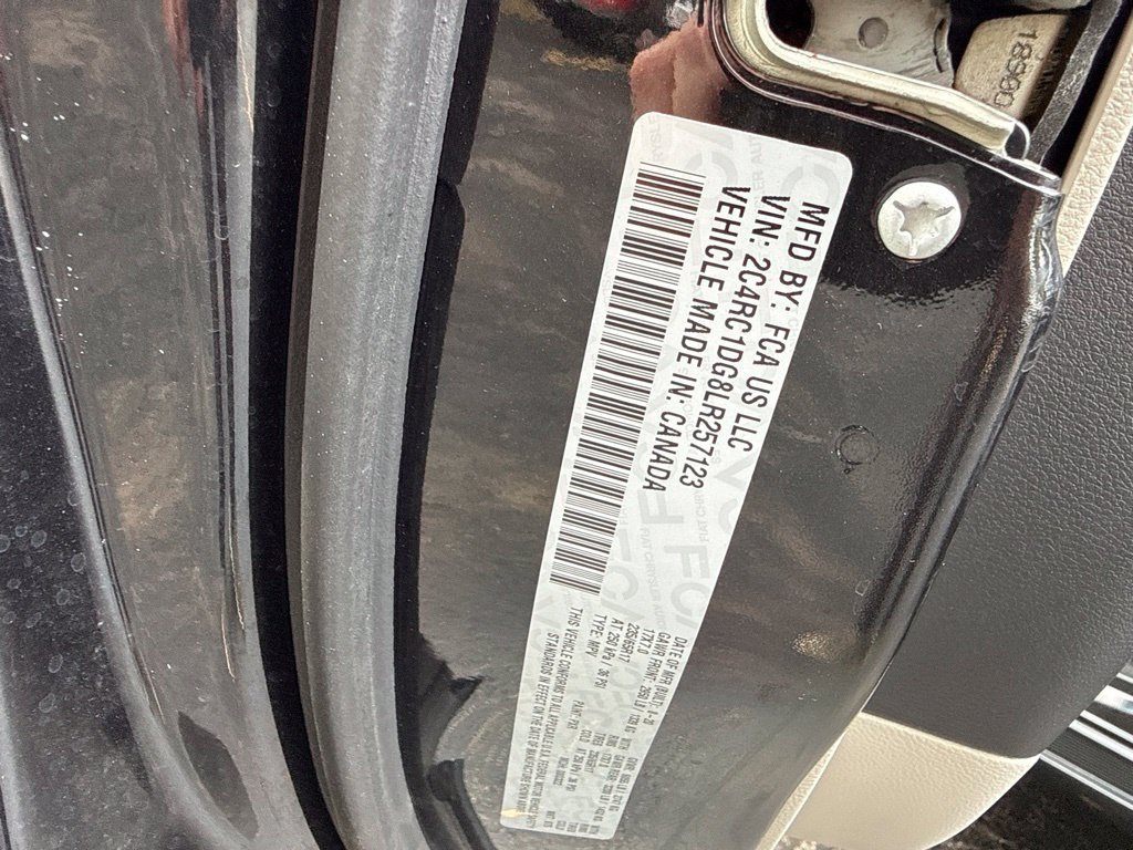 Used 2020 Chrysler Voyager Lxi FWD image 10