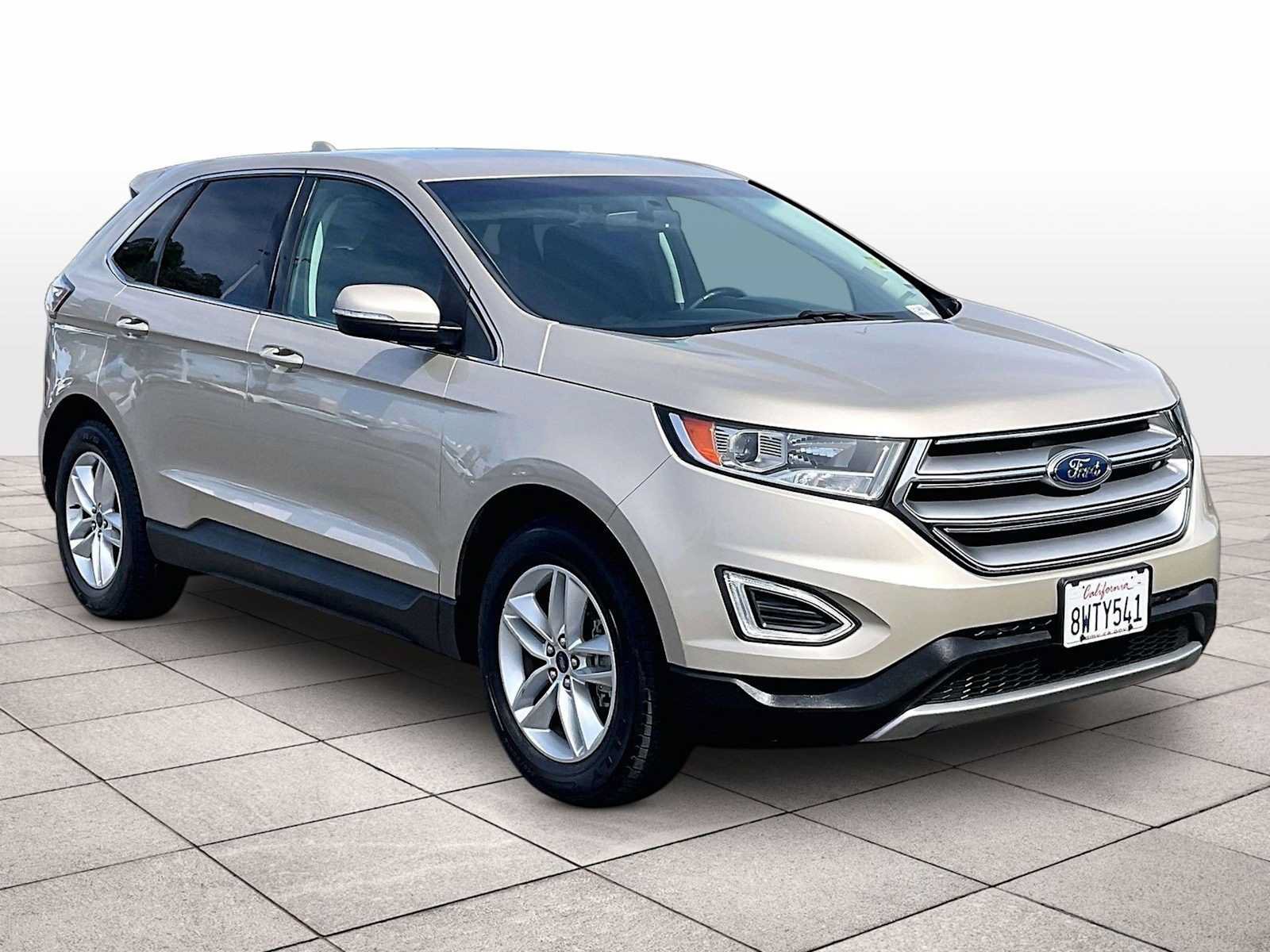 Used 2018 Ford Edge SEL FWD image 2