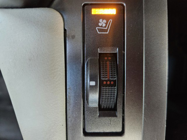 Used 2014 Lexus GX 460 image 20