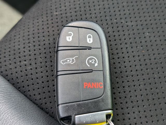 Used 2022 Dodge Durango GT image 31