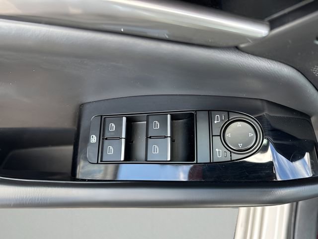 Used 2024 MAZDA MAZDA3 s image 10