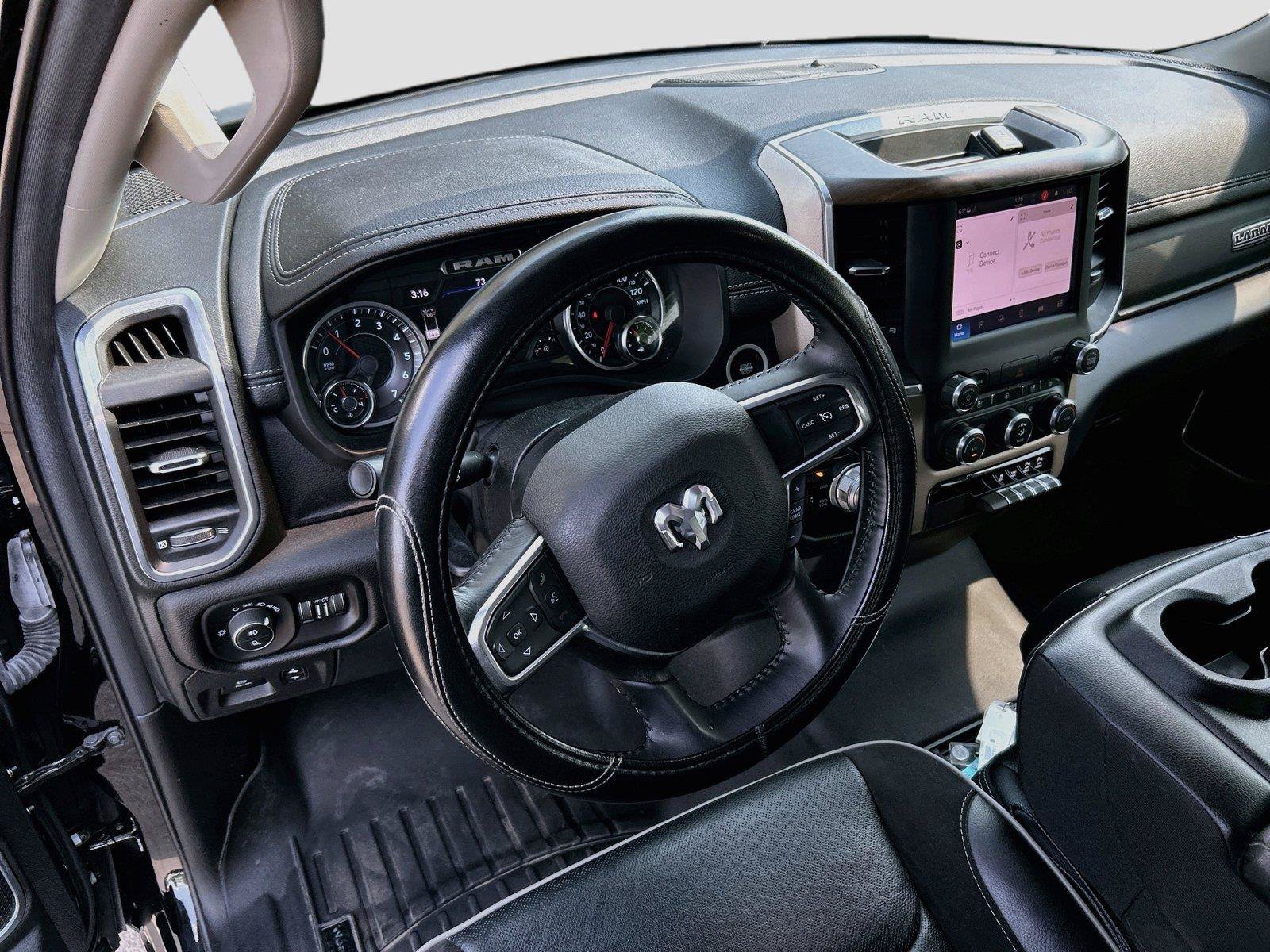 Used 2022 RAM 1500 Laramie AWD/4WD image 35