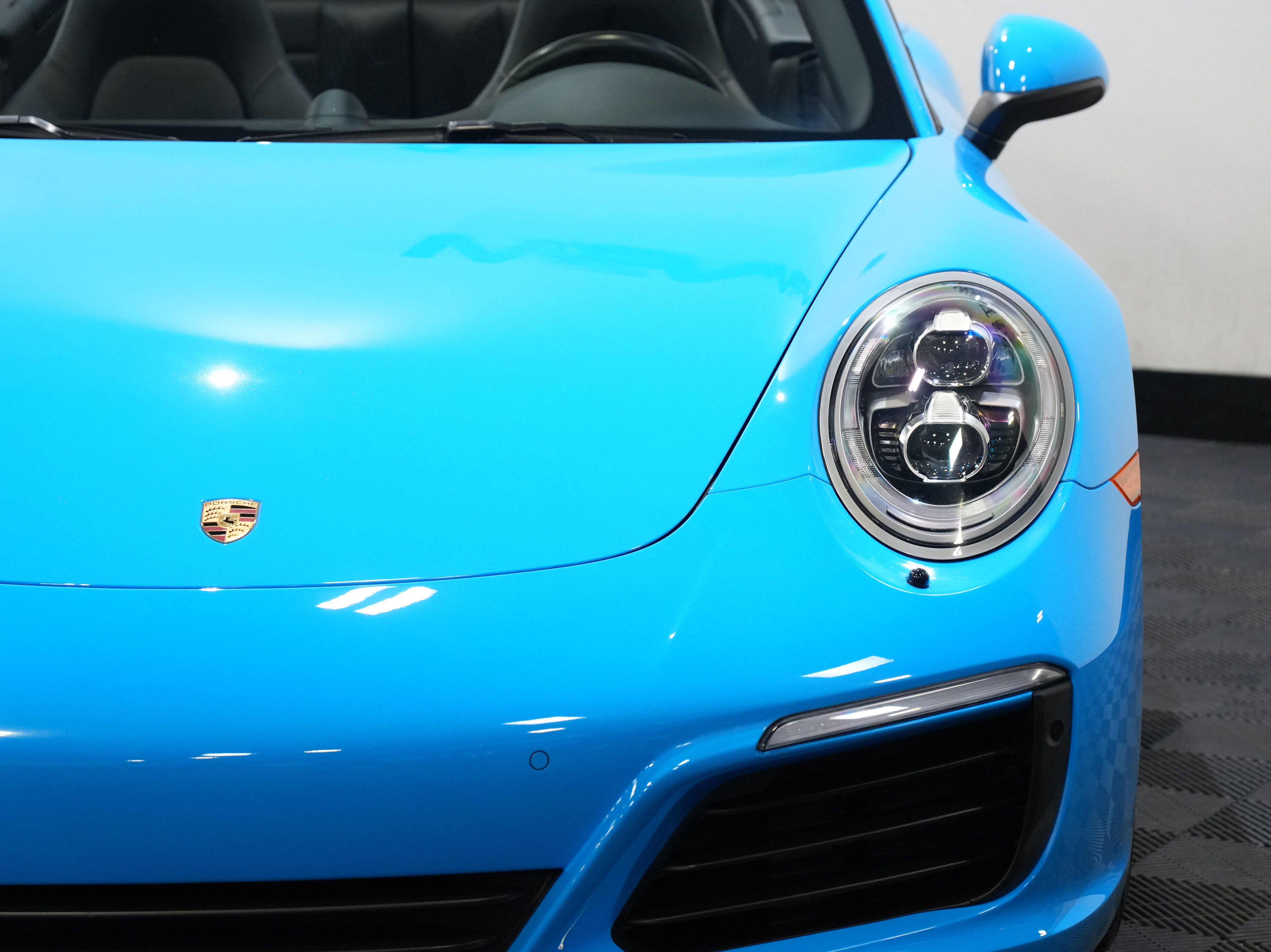 Used 2017 Porsche 911 Carrera S image 10