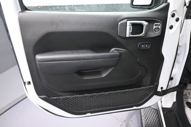 Used 2024 Jeep Wrangler Sport AWD/4WD image 25