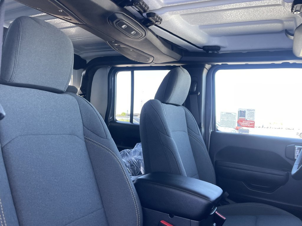 New 2026 Jeep Gladiator Sport AWD/4WD image 26