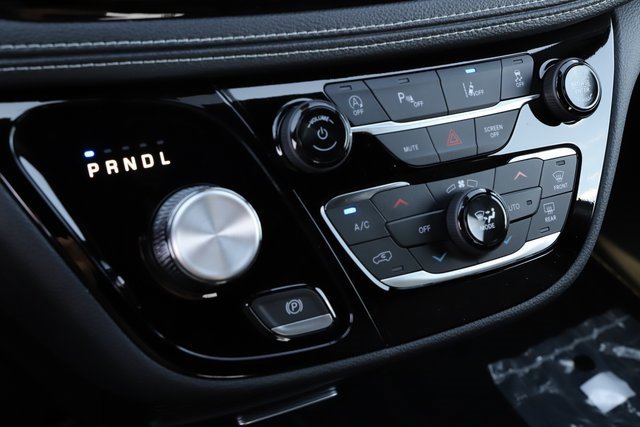 New 2026 Chrysler Pacifica Select image 32