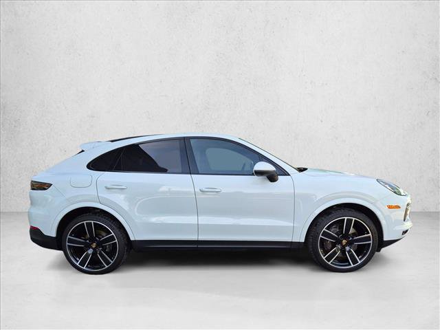 Used 2023 Porsche Cayenne Platinum Edition AWD/4WD image 4