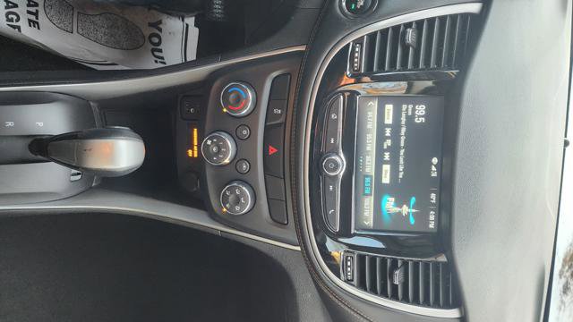 Used 2017 Chevrolet Trax LT w/ LT Convenience Package image 19