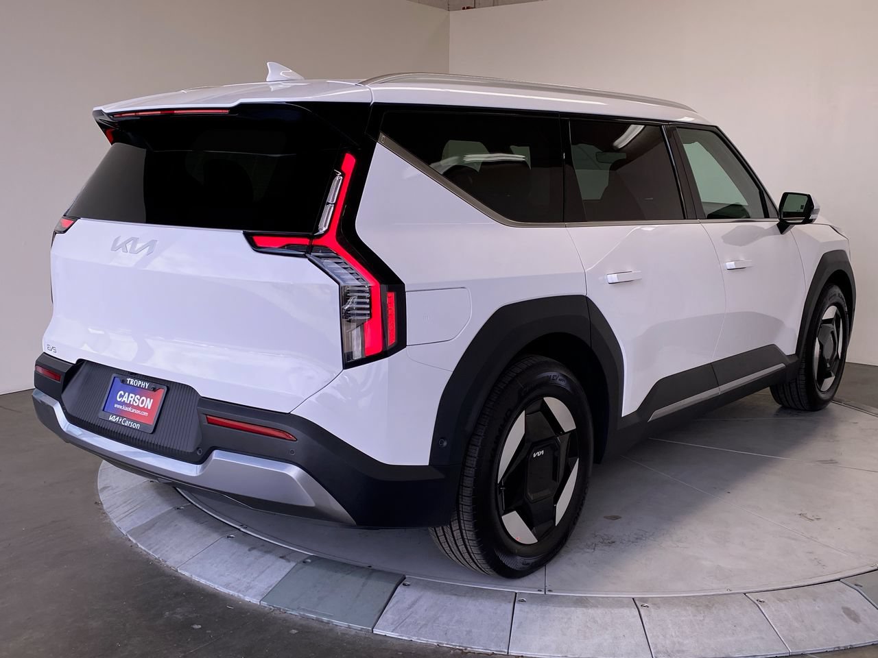 New 2026 Kia EV9 Wind AWD/4WD image 5