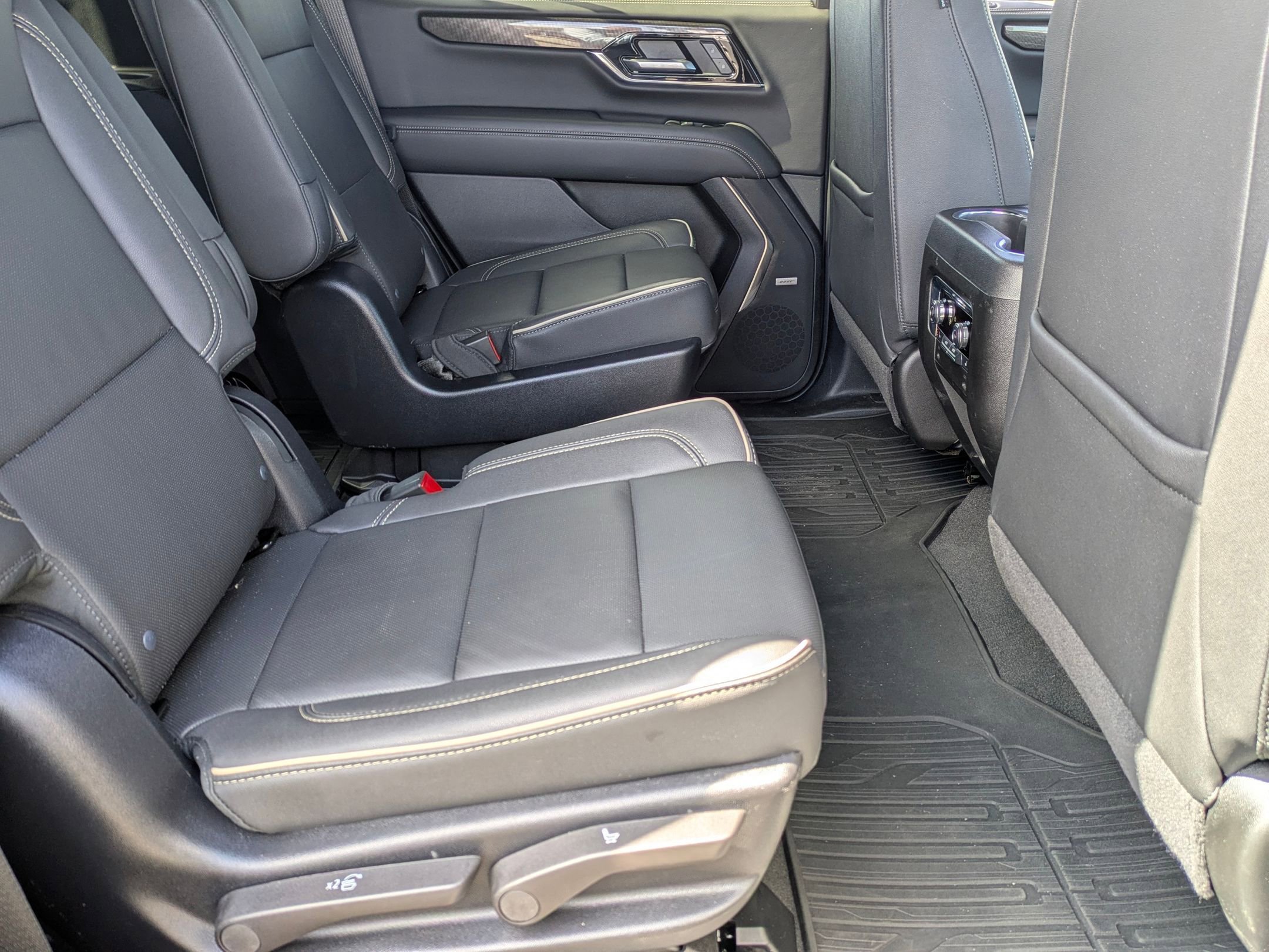 Certified 2025 GMC Yukon Elevation image 28