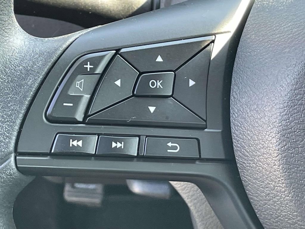 Used 2025 Nissan Sentra S image 19