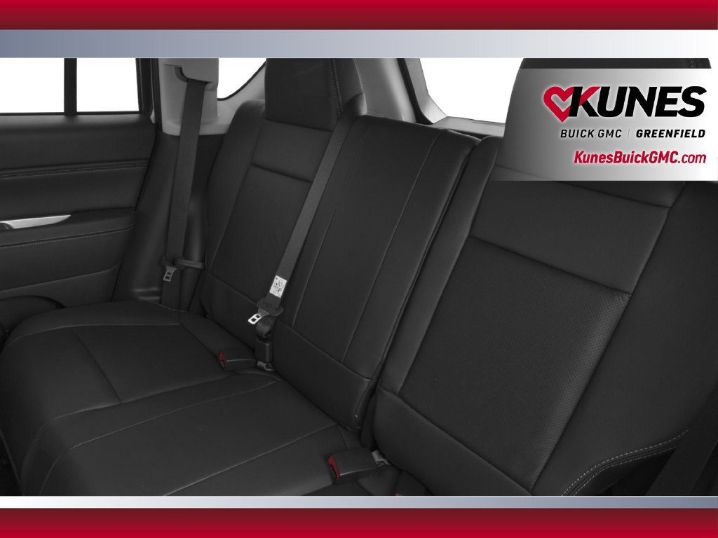 Used 2016 Jeep Compass Latitude FWD image 12