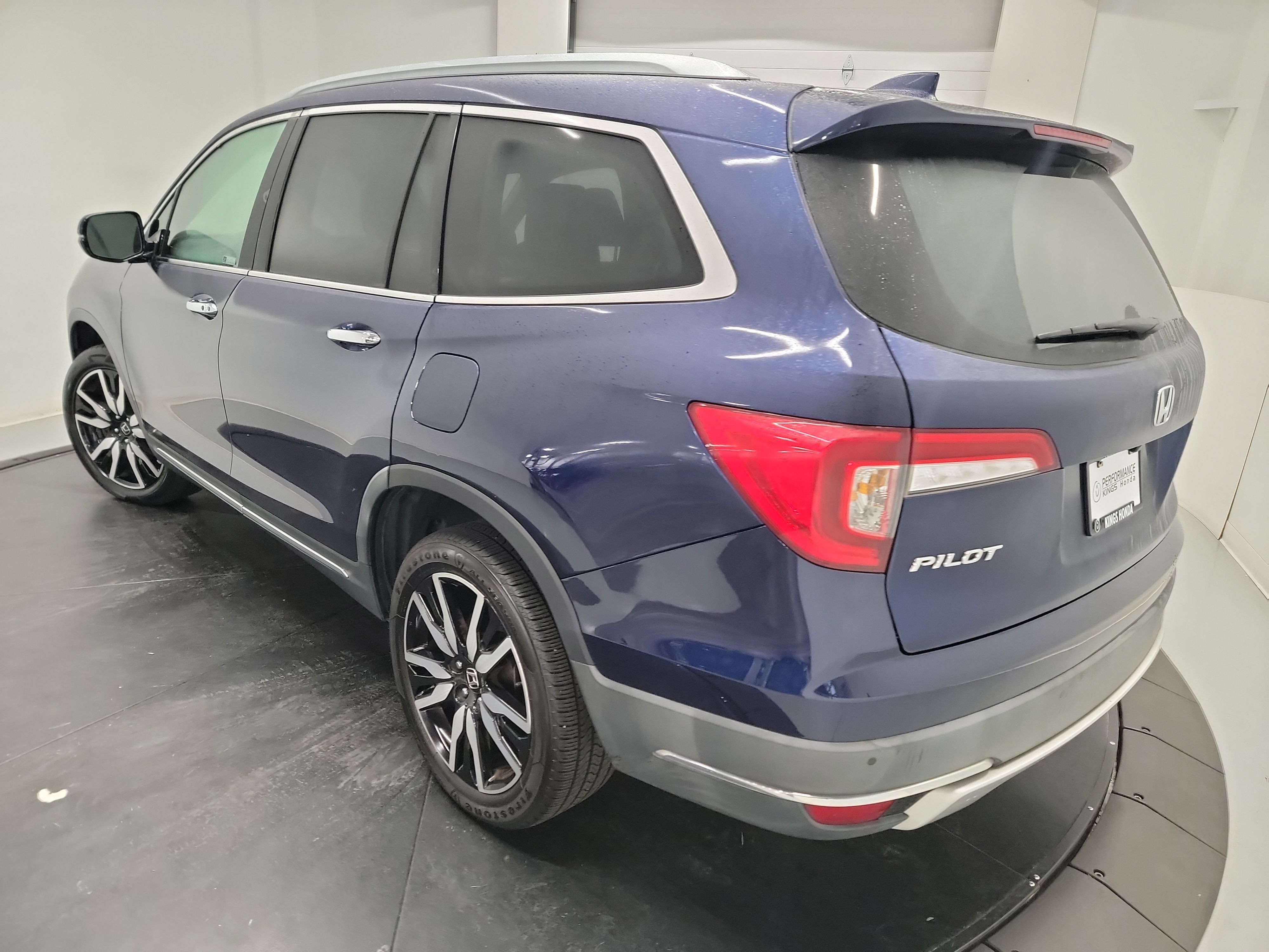 Used 2019 Honda Pilot Touring image 9