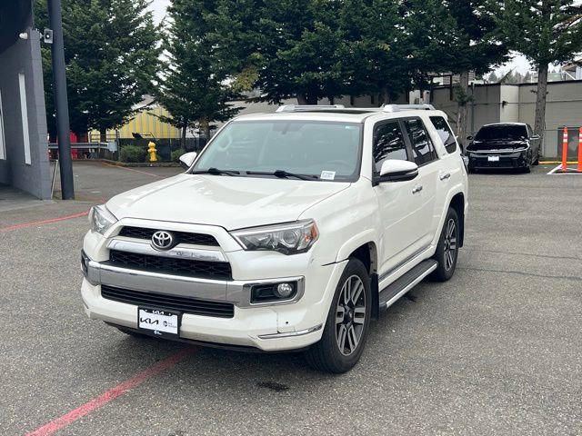 Used 2017 Toyota 4Runner SR5 Premium image 3