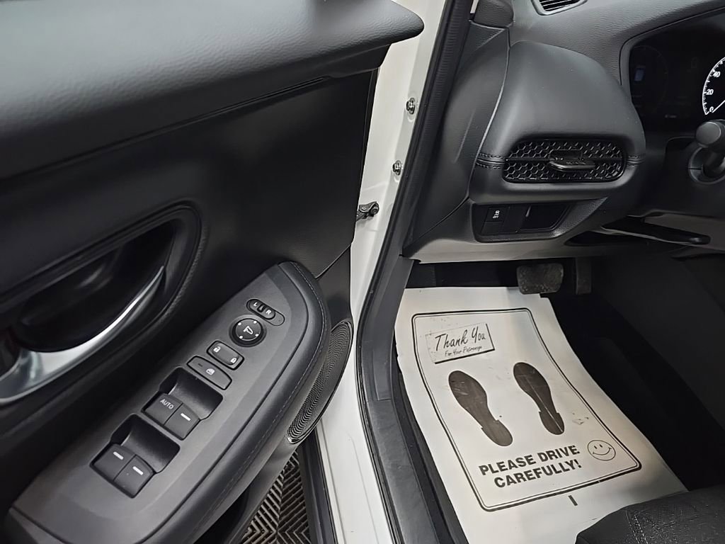 Used 2024 Honda HR-V LX image 27