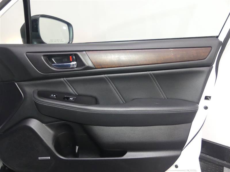 Used 2019 Subaru Outback 2.5i Limited w/ Popular Package #2 image 18