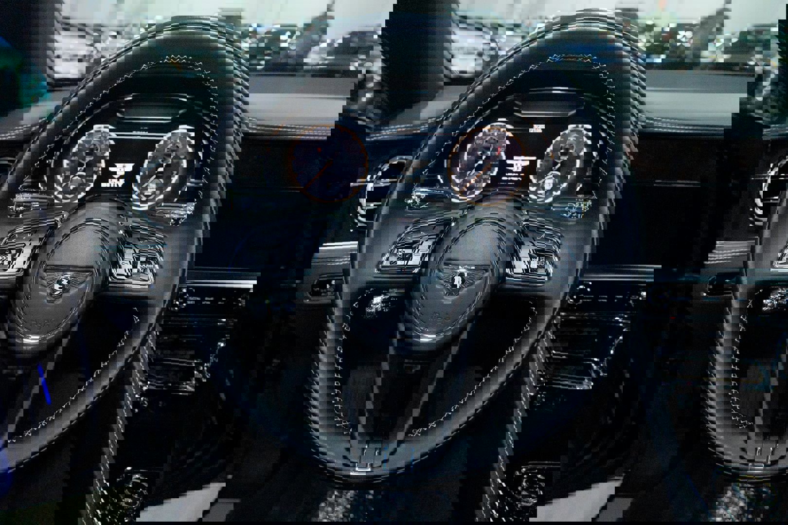 Used 2021 Bentley Flying Spur V8 image 55